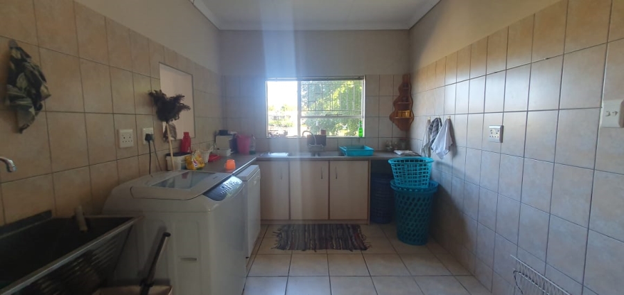 4 Bedroom Property for Sale in Keidebees Northern Cape